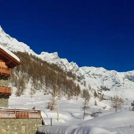 3 Chalets Aparthotel-3