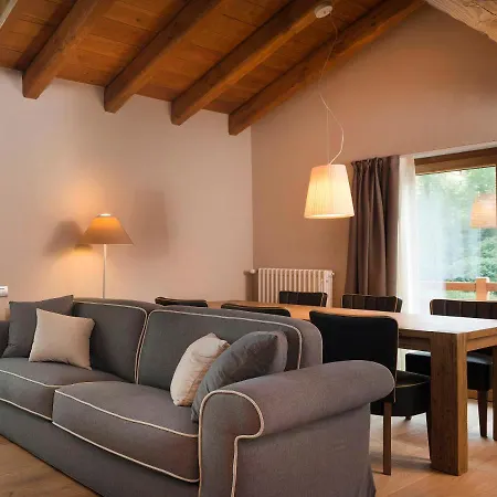 3 Chalets Aparthotel-2